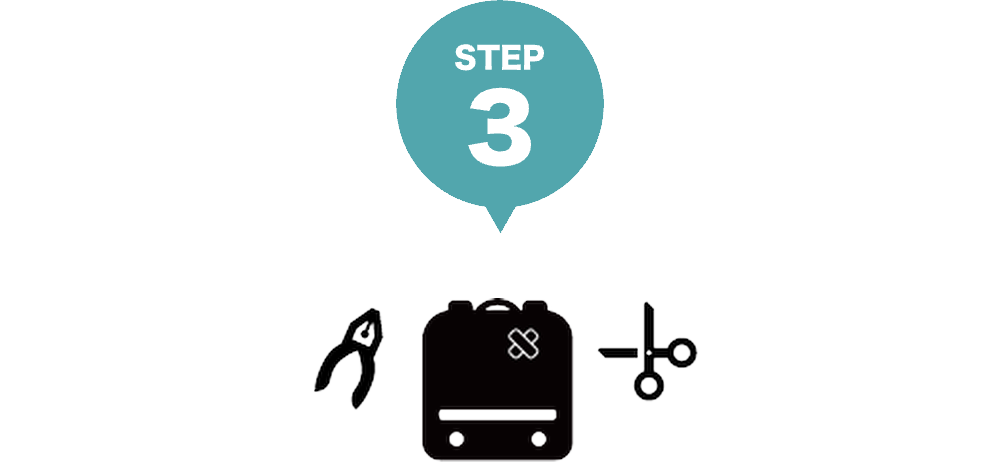 STEP3 お預かりしたランドセルを工房で修理致します
