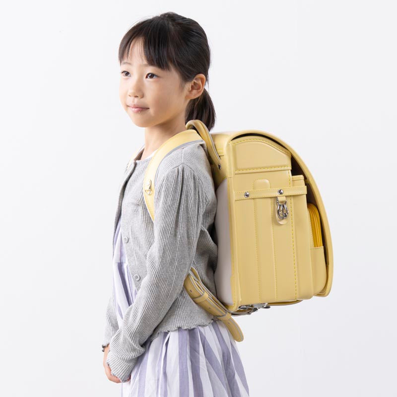 795 軽量牛革ハイブリッド クラリーノ®F 学習院型 ライトイエロー